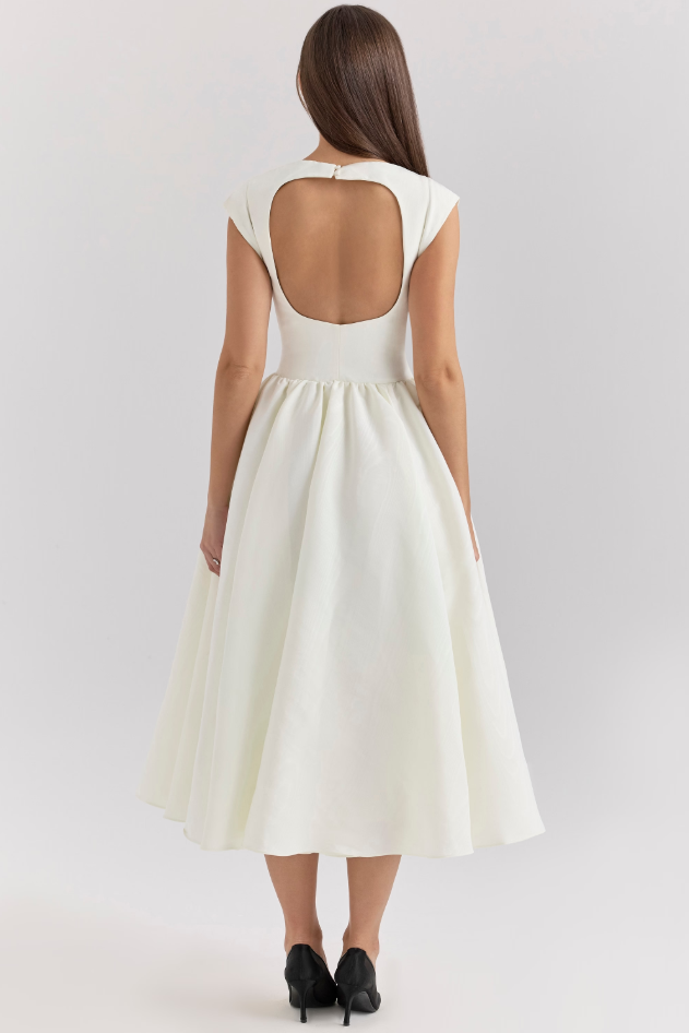 Nerina | Classic Bloom