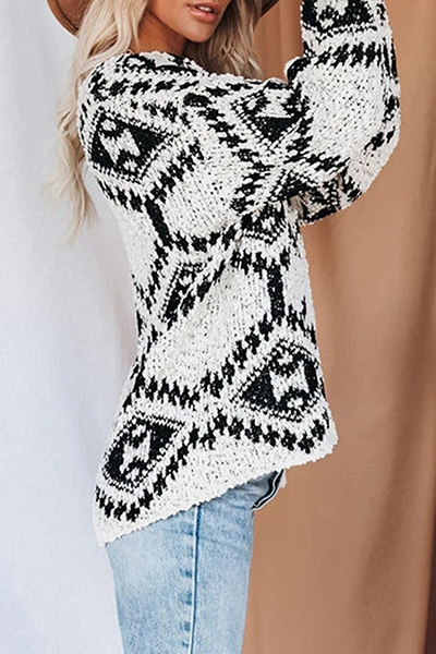 Sofia | Geometric Knitted V-Neck Sweater
