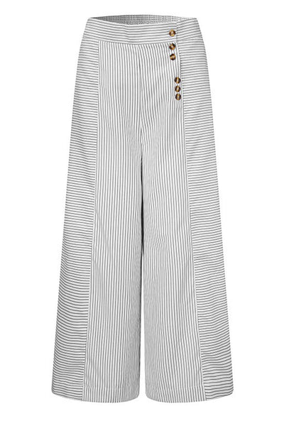 Women's High-Waisted Culottes - Wide Leg - Striped Pattern - Cropped Length - Button Detail