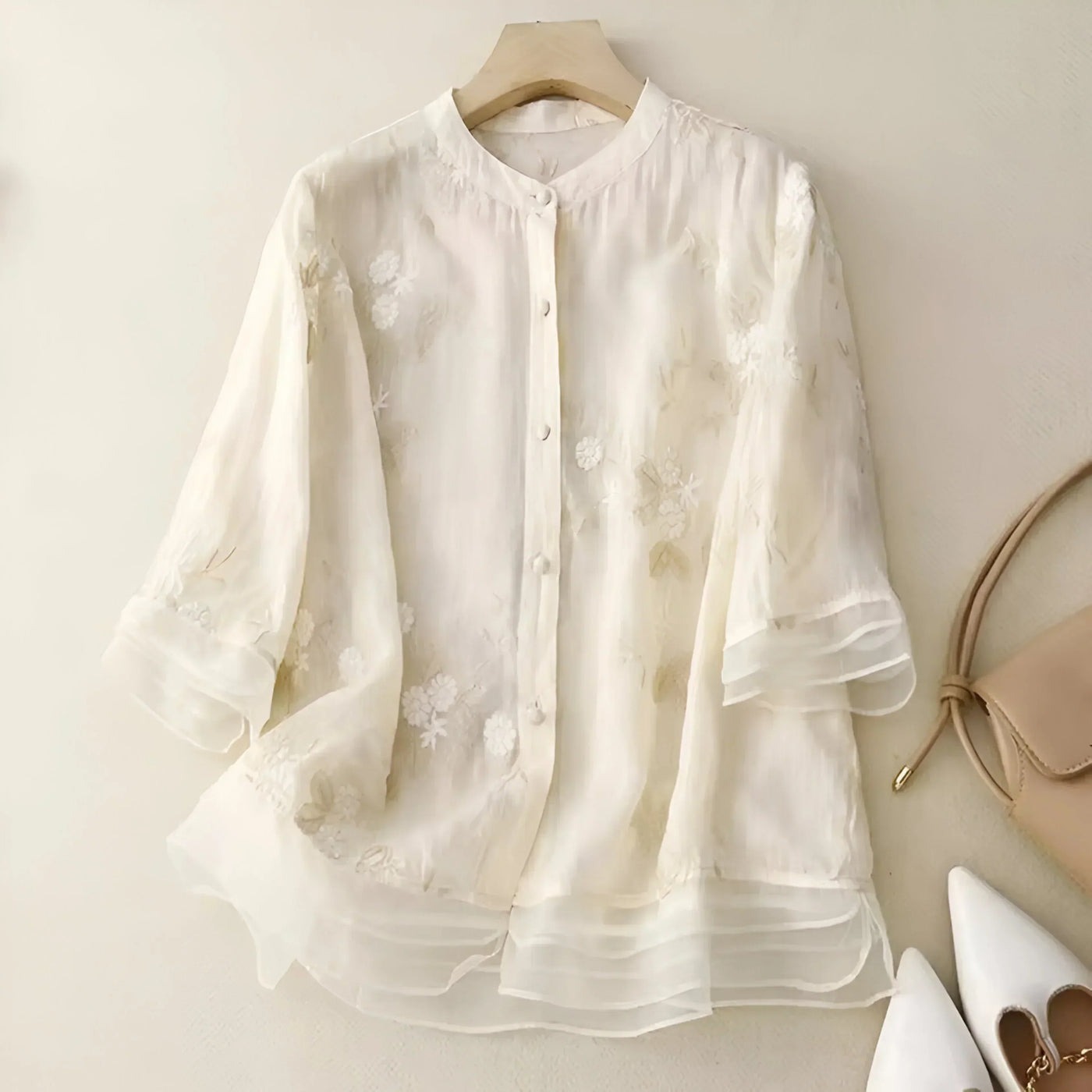 Women’s Blouse – Breathable material – Relaxed Fit – Embroidered – Button-Down – 3/4 Sleeve
