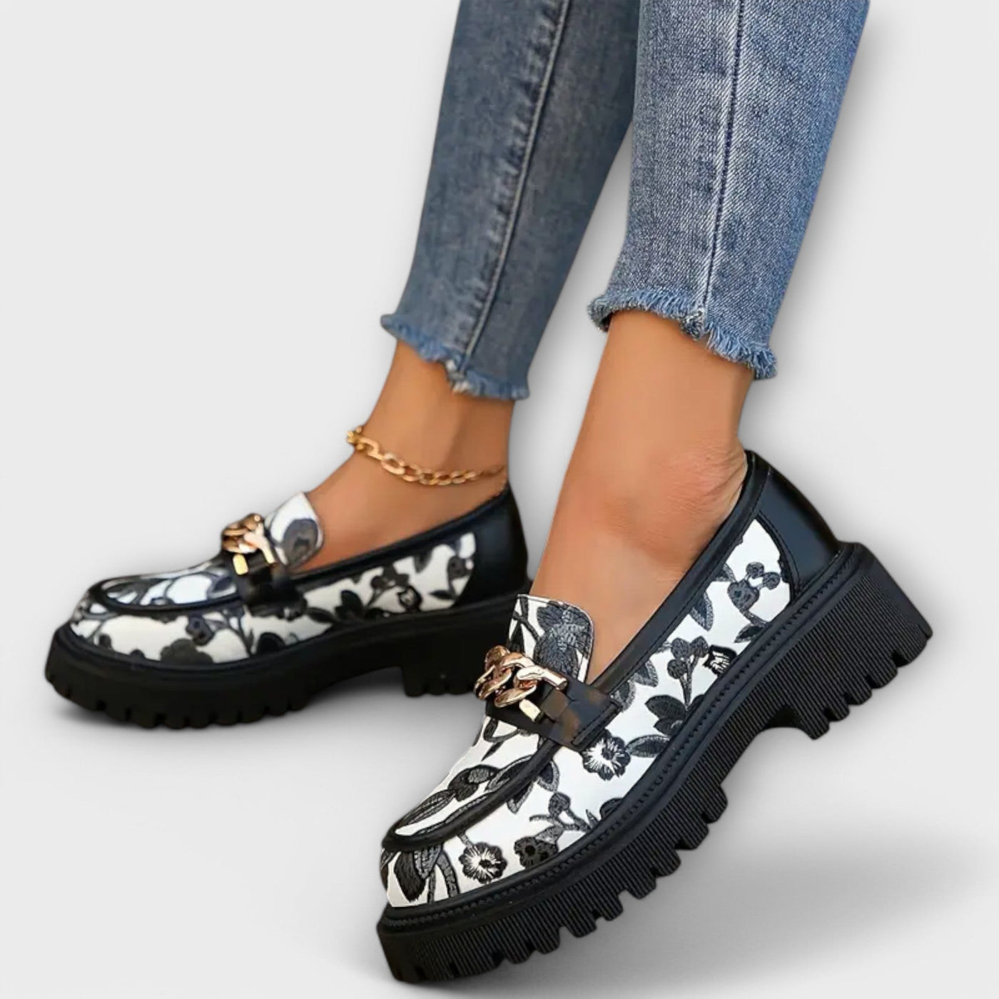 Isabella Roseanne | Classic Retro Moccasins with Style