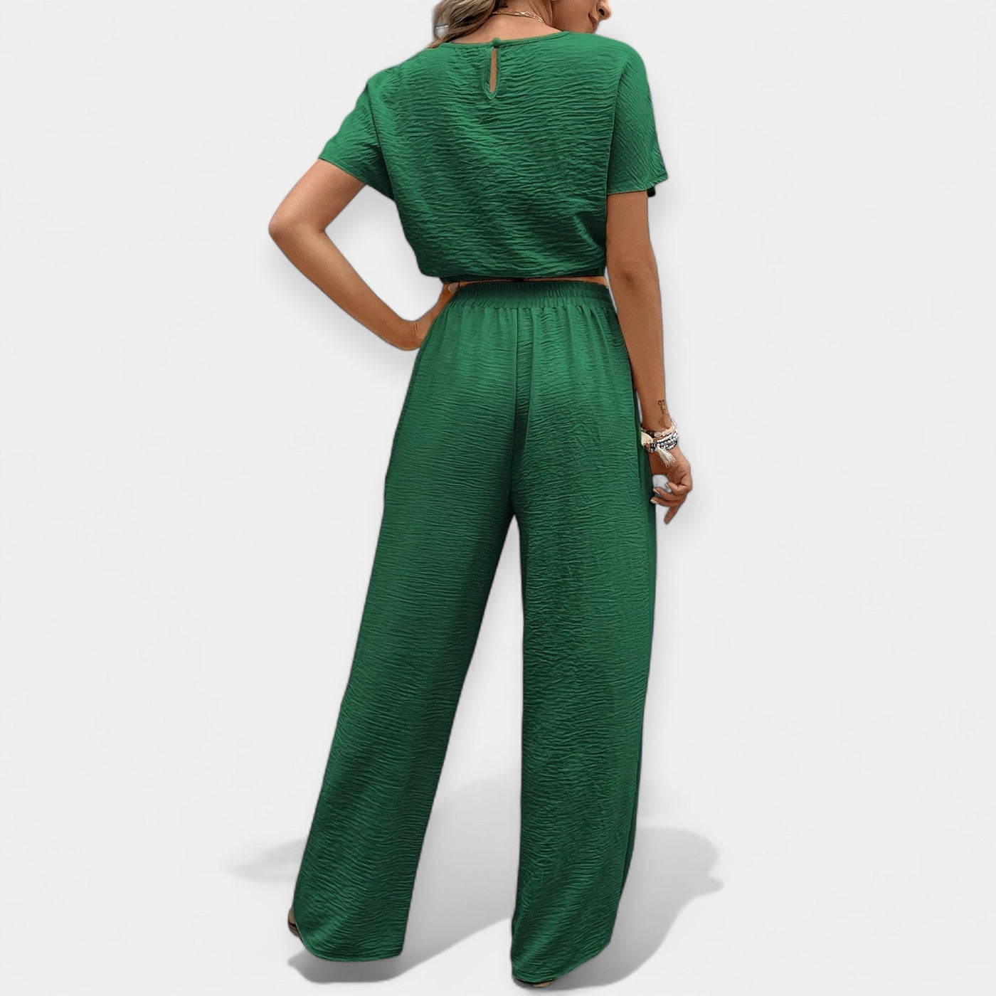 Alex Clarke | Stylish Loose Fit Set Summerwearedition