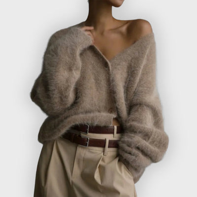 Iris | Chic Cosy Couture