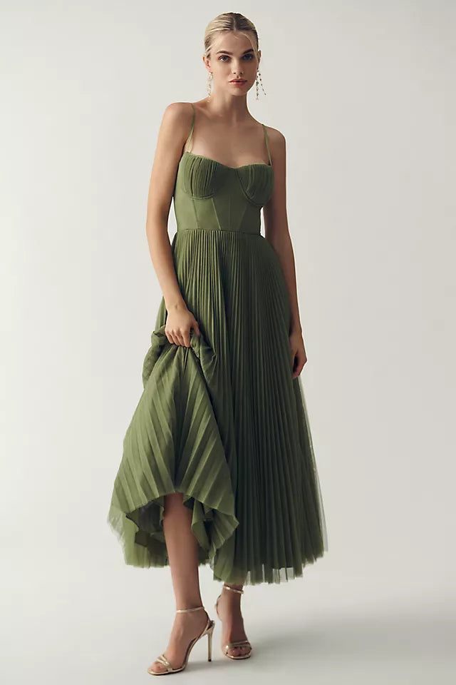 Petra™ Summer Solid Pleated Dress