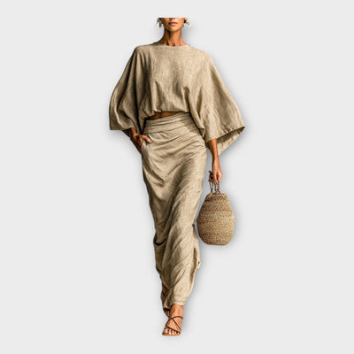 Taylor | Elegant Luxuriously Versatile Fashionable Ensemble