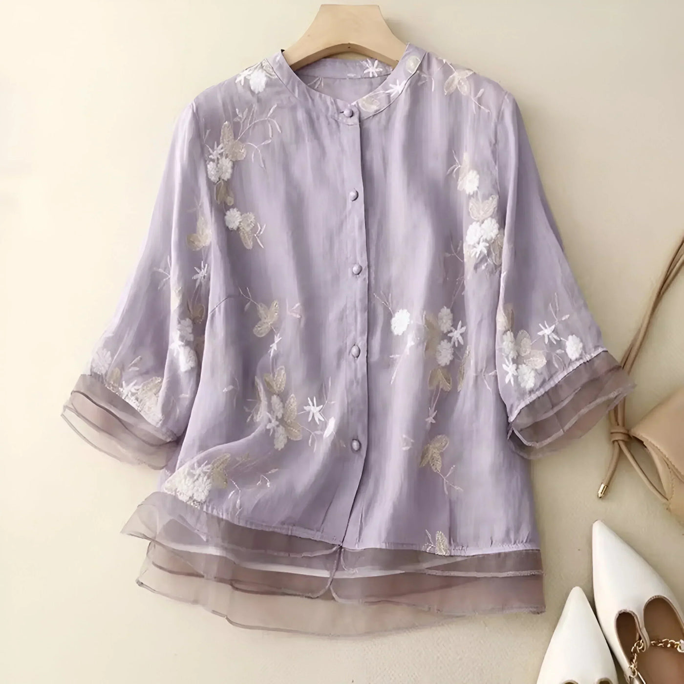Women’s Blouse – Breathable material – Relaxed Fit – Embroidered – Button-Down – 3/4 Sleeve