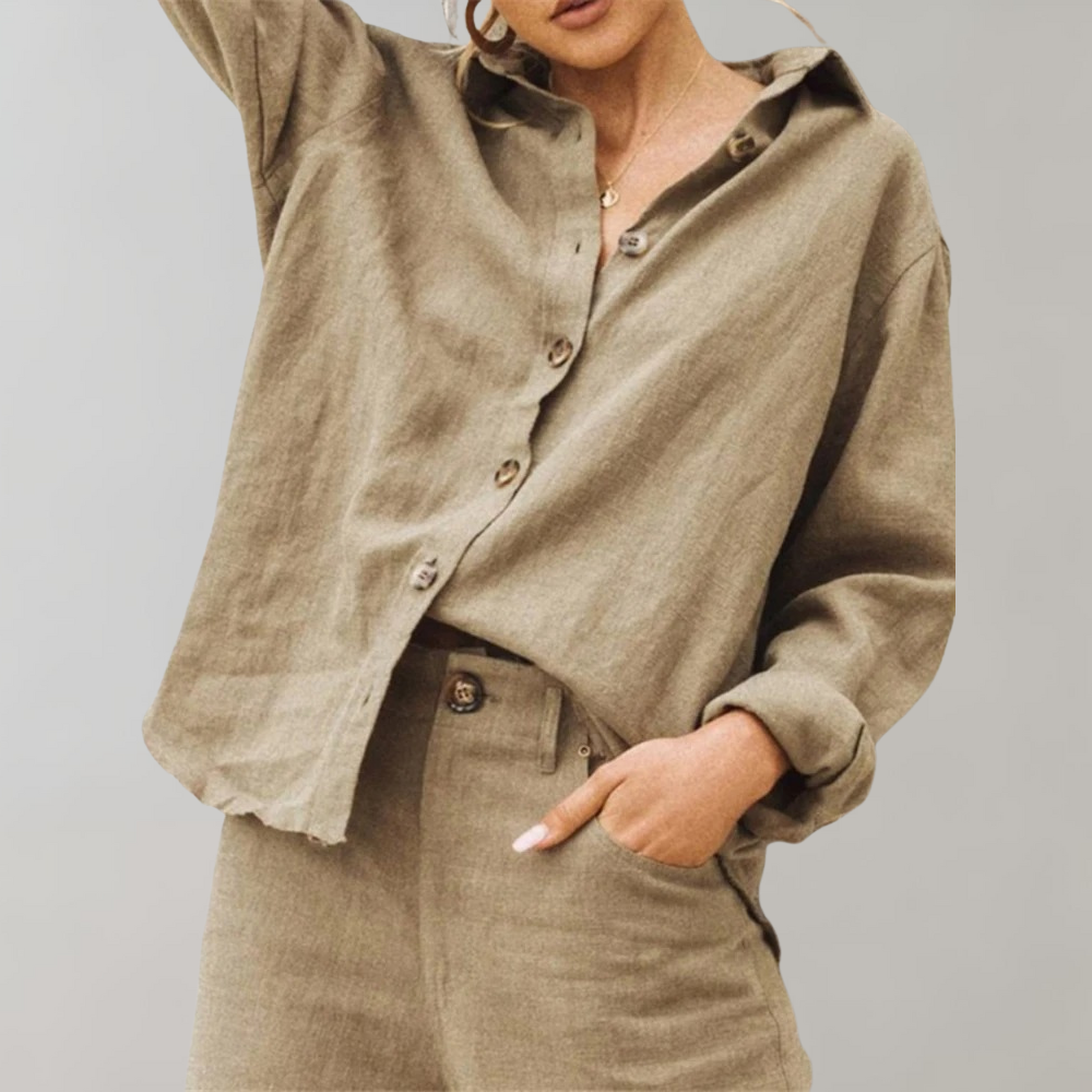 Women’s Blouse – Relaxed Fit – Long Sleeve – Button-Down – Breathable Blend