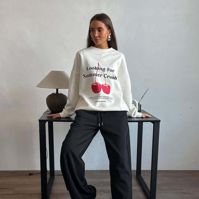 Women’s Pullover Sweatshirt – Oversized Fit – Graphic Print – Cotton Blend – Crew Neck