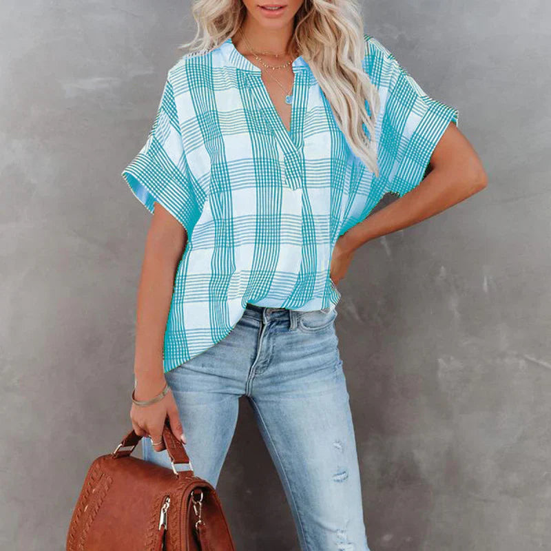 Women’s Blouse – Relaxed Fit – Checkered Pattern – Short Sleeve – Cotton – V-Neck