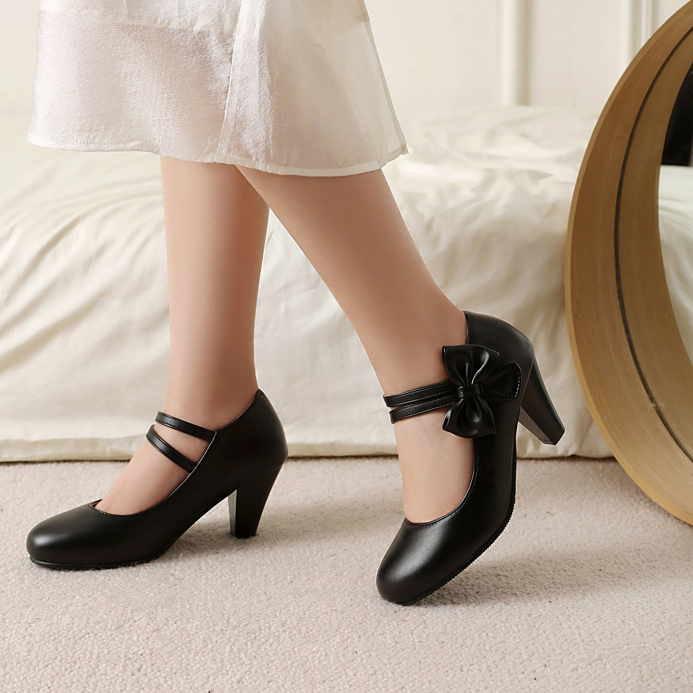 Women’s High Heel Shoes – Dual Strap – Bow Detail – Pointed Toe – Elegant Fit