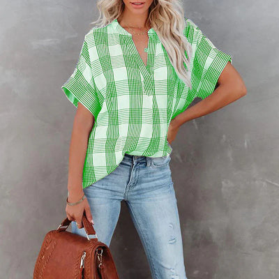 Women’s Blouse – Relaxed Fit – Checkered Pattern – Short Sleeve – Cotton – V-Neck