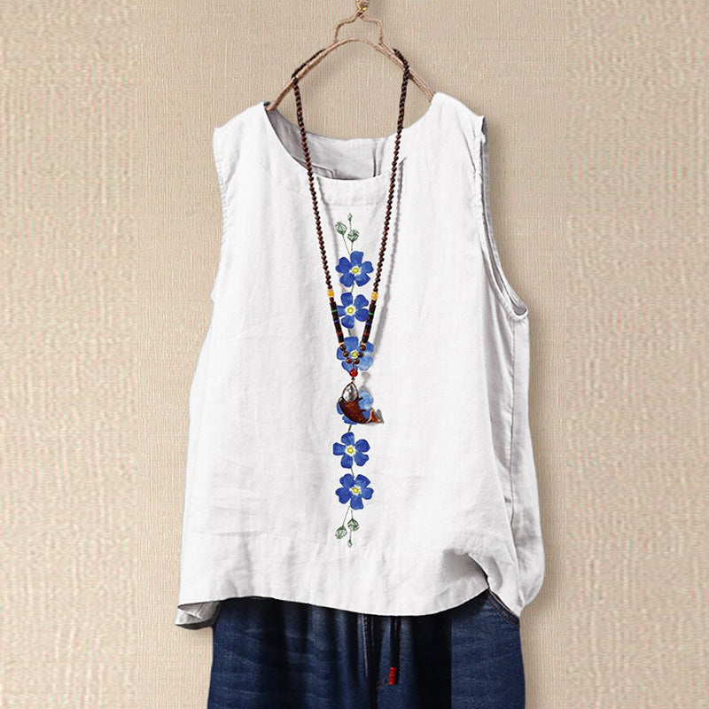 Women’s Sleeveless Blouse – Relaxed Fit – Floral Embroidery – Natural Fibers