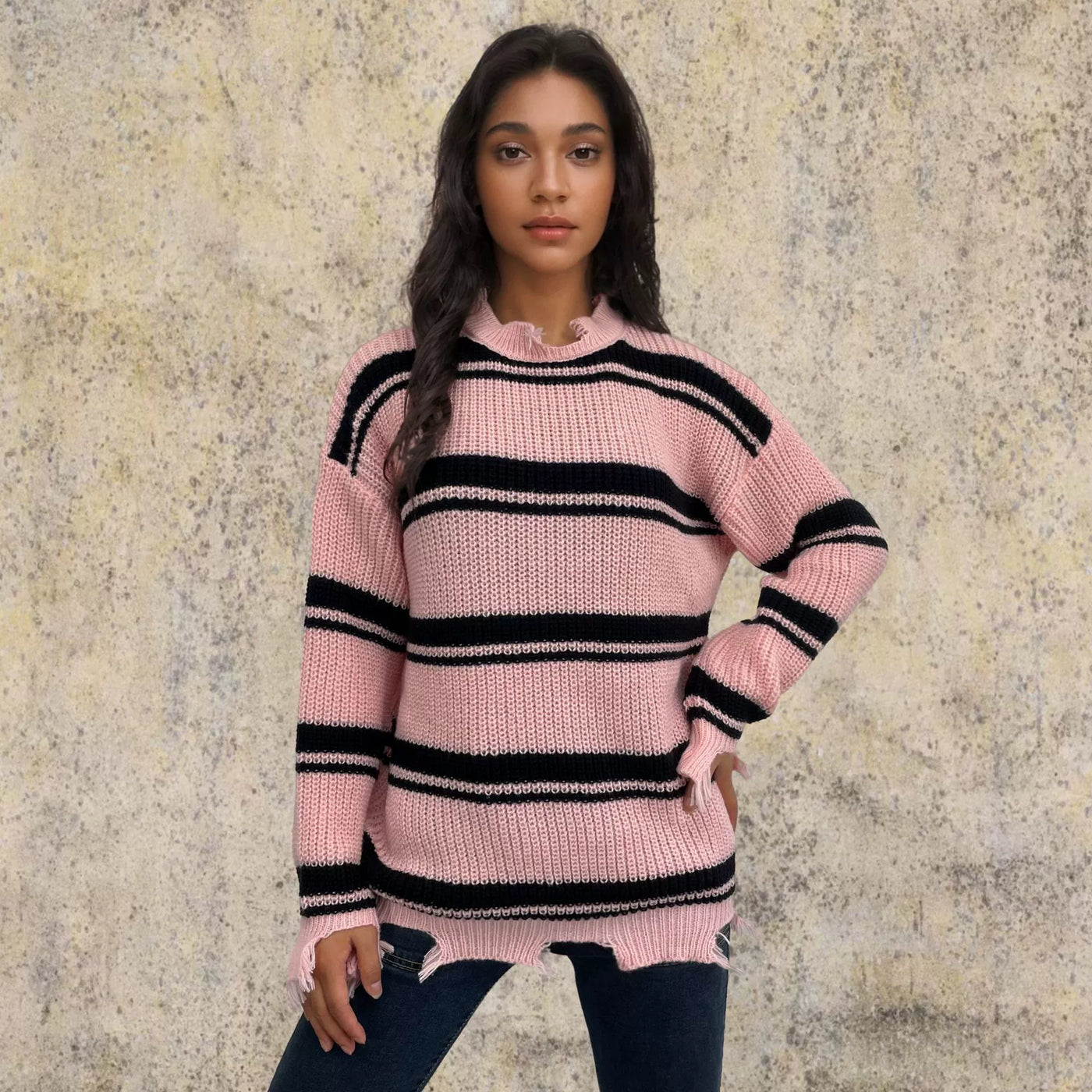 Women’s Pullover Sweater – Oversized Fit – Knitted Wool – Contrast Stripes – Fringe Hem