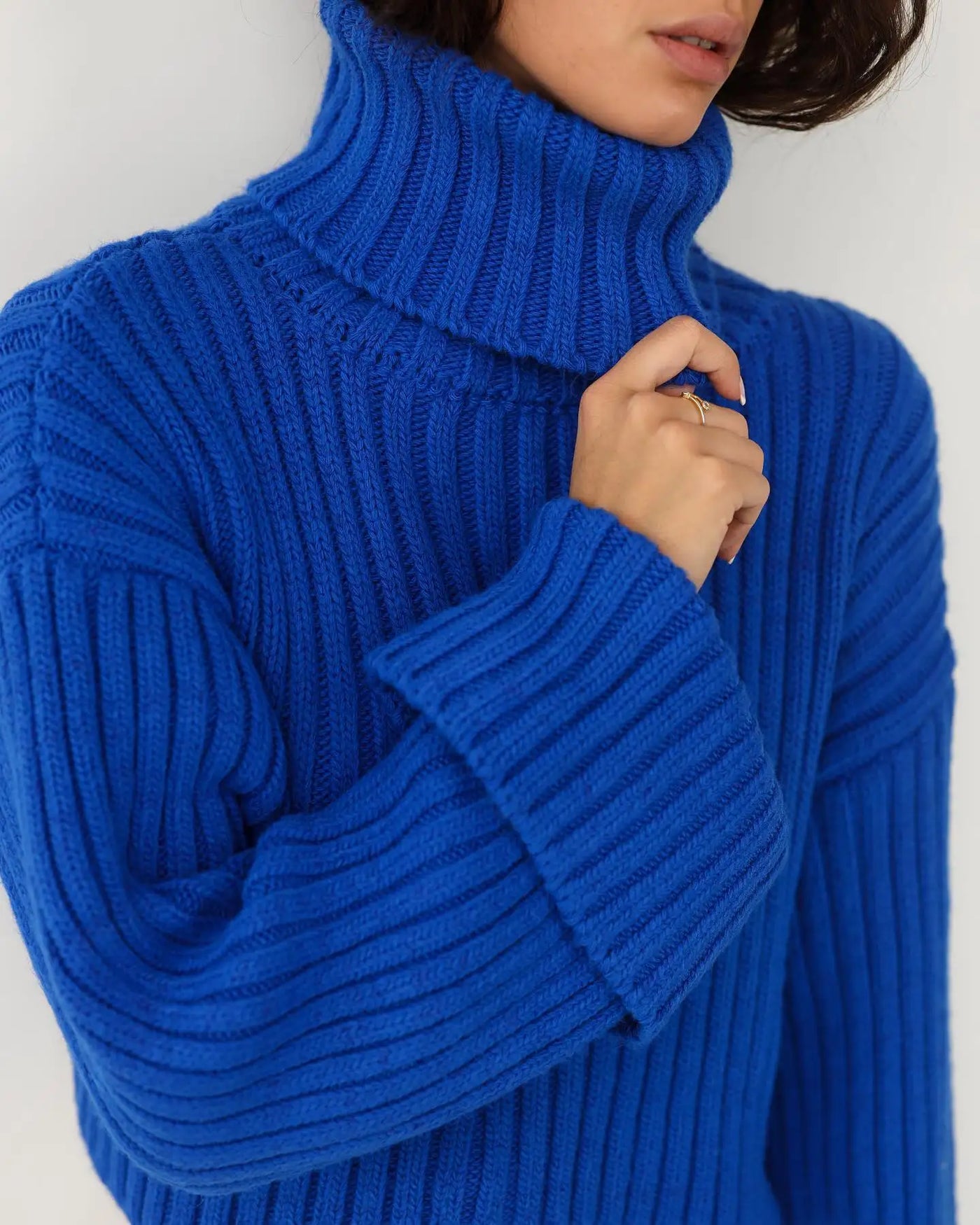 Emilia | Elegant Winter Long Sleeve Pullover Sweater