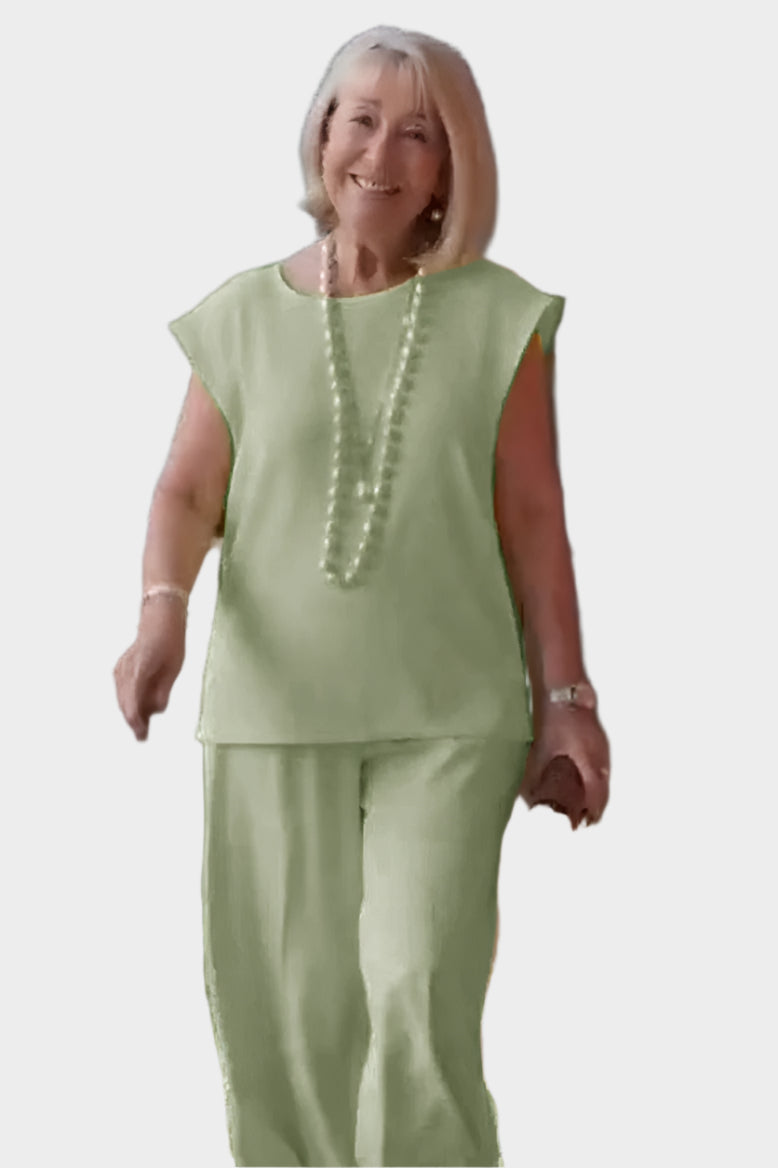 Christabella | Luxuriant Scarlet Apparel Outfits Couture