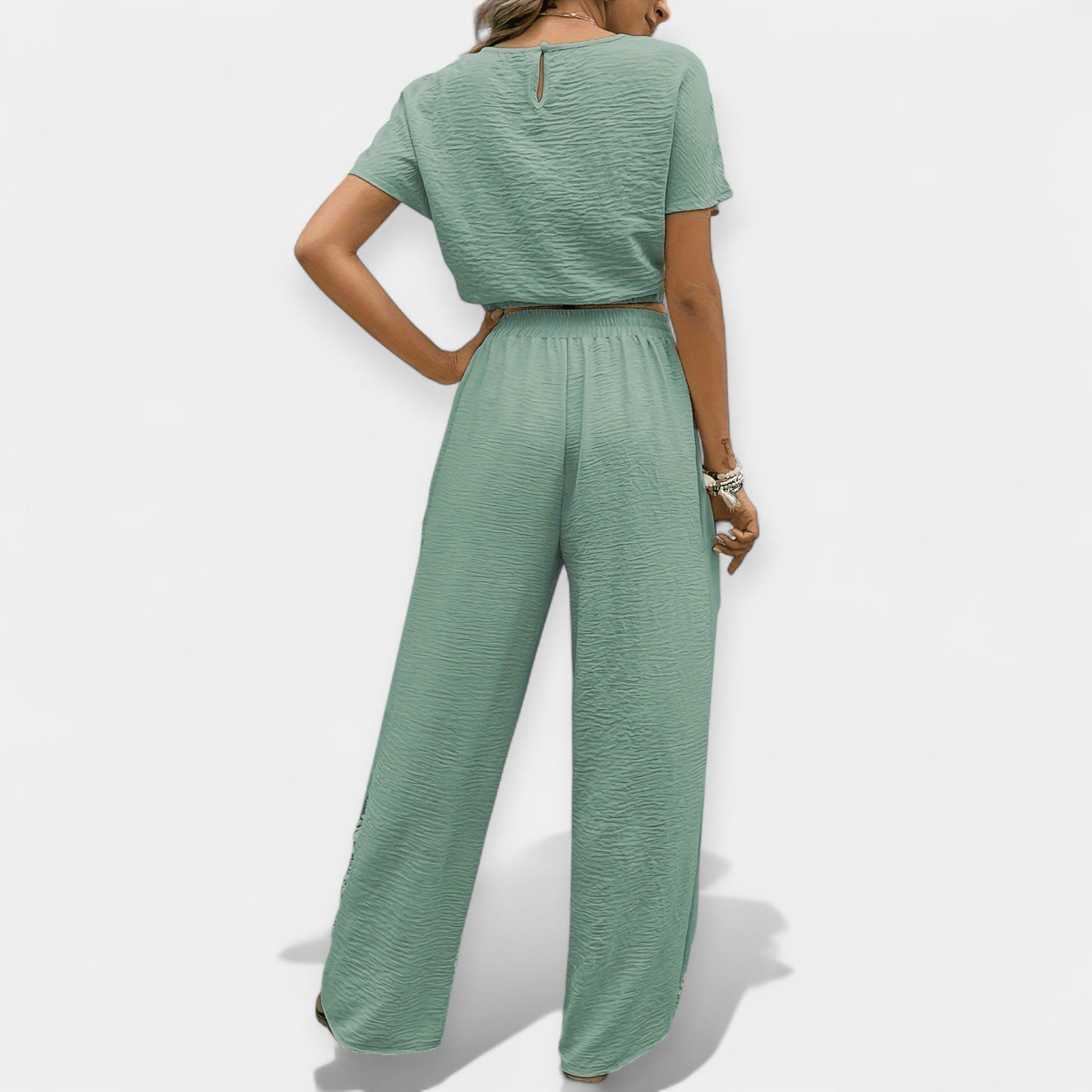 Alex Clarke | Stylish Loose Fit Set Summerwearedition