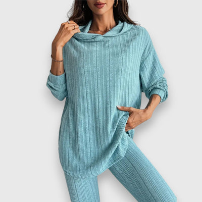 Avery Rowan | Comfortable and Flexible Two-Piece Set