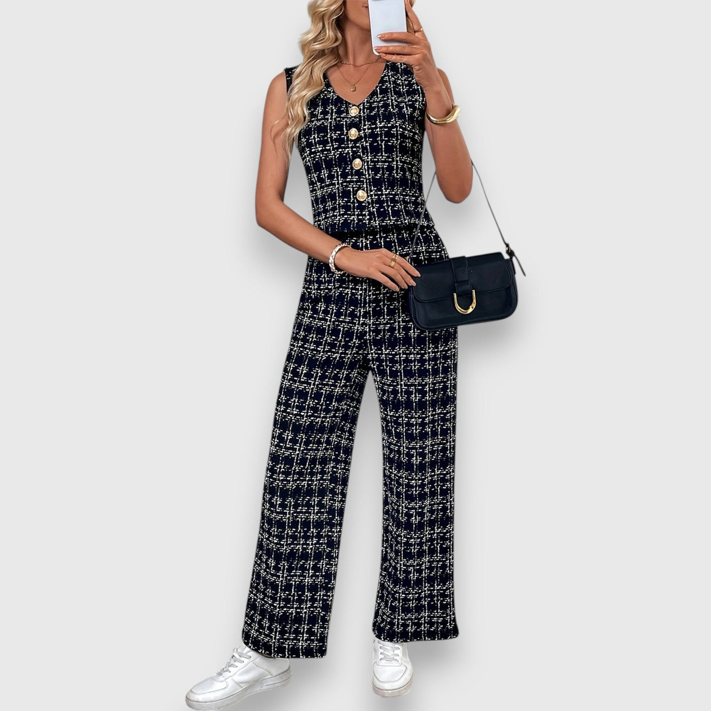 Alexandra | V-Neck Two-Piece Hypercontemporary Check Set