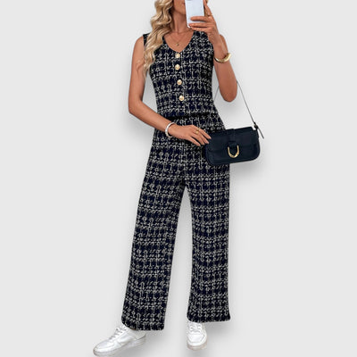 Alexandra | V-Neck Two-Piece Hypercontemporary Check Set