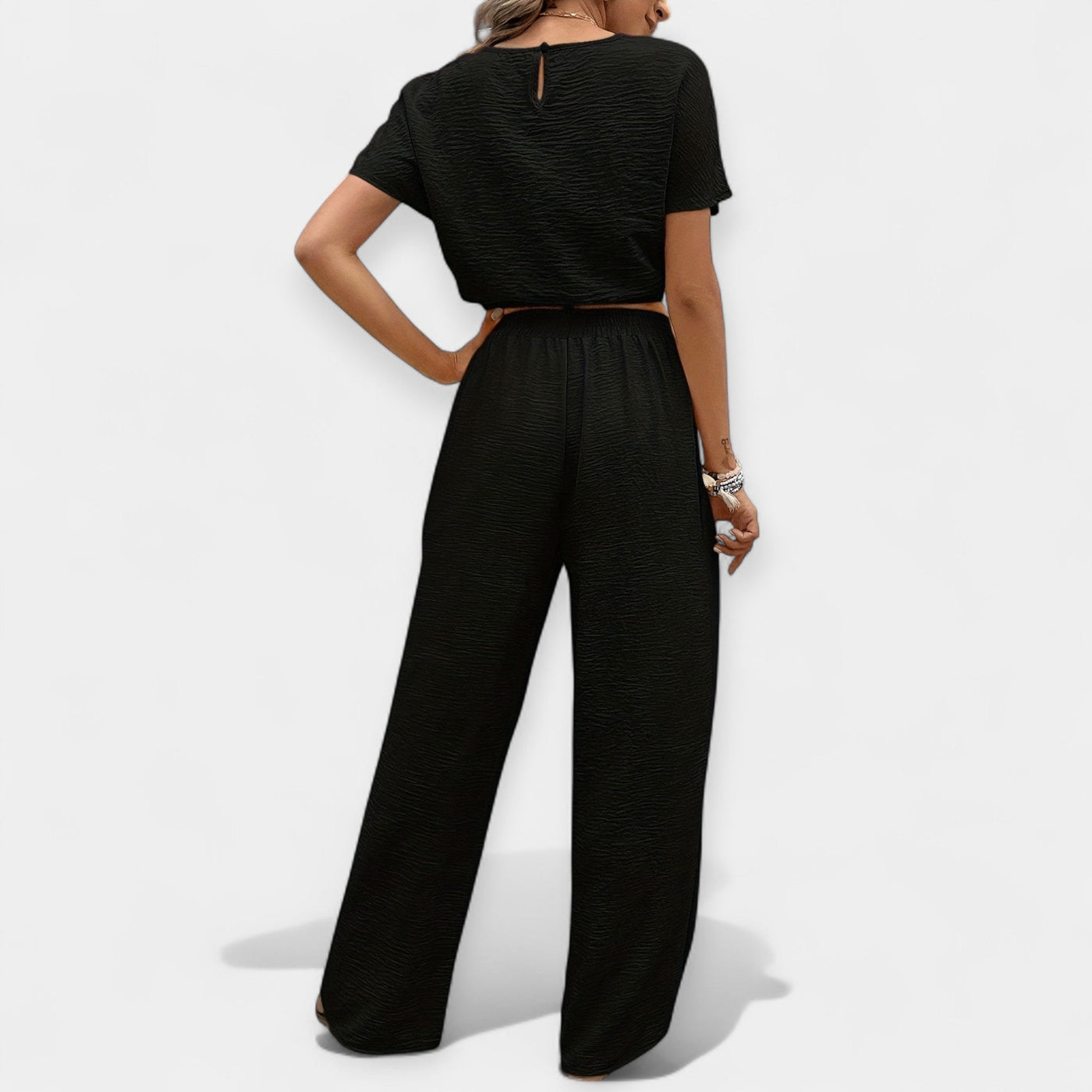 Alex Clarke | Stylish Loose Fit Set Summerwearedition