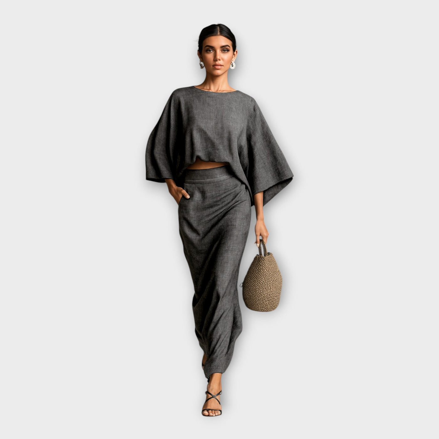 Taylor | Elegant Luxuriously Versatile Fashionable Ensemble