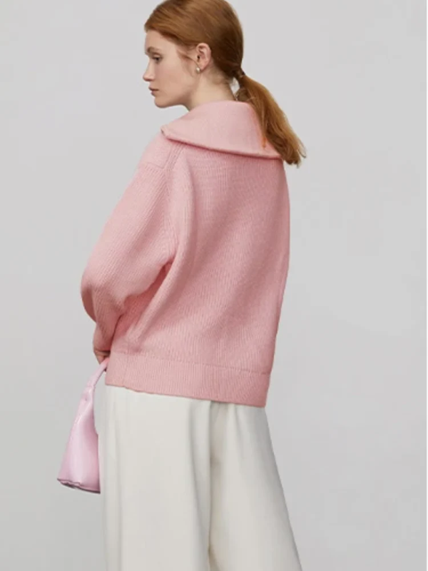 Women’s Pullover Sweater – Wool – Relaxed Fit – High Zip Collar – Ribbed Trim